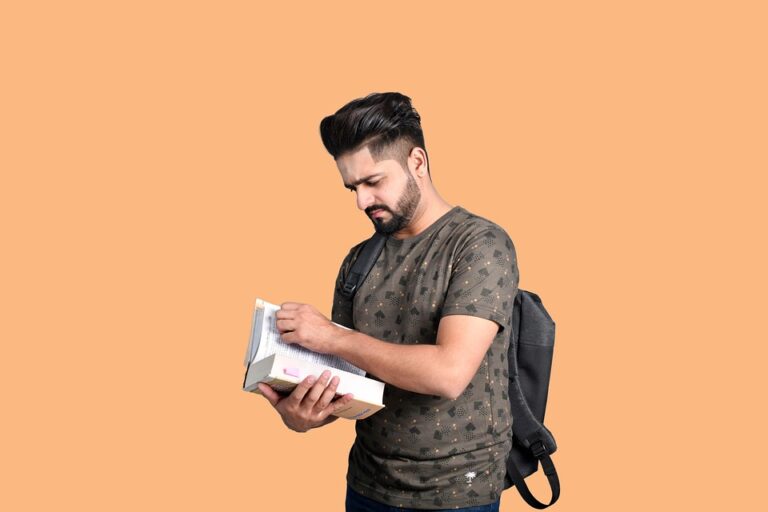 Prestasi yang telah diraih oleh UDB juga patut diacungi jempol. Universitas ini telah meraih berbagai penghargaan dan sertifikasi dari berbagai lembaga akreditasi dan organisasi terkait. Hal ini menunjukkan bahwa UDB memiliki standar kualitas pendidikan tinggi yang tinggi dan terpercaya.